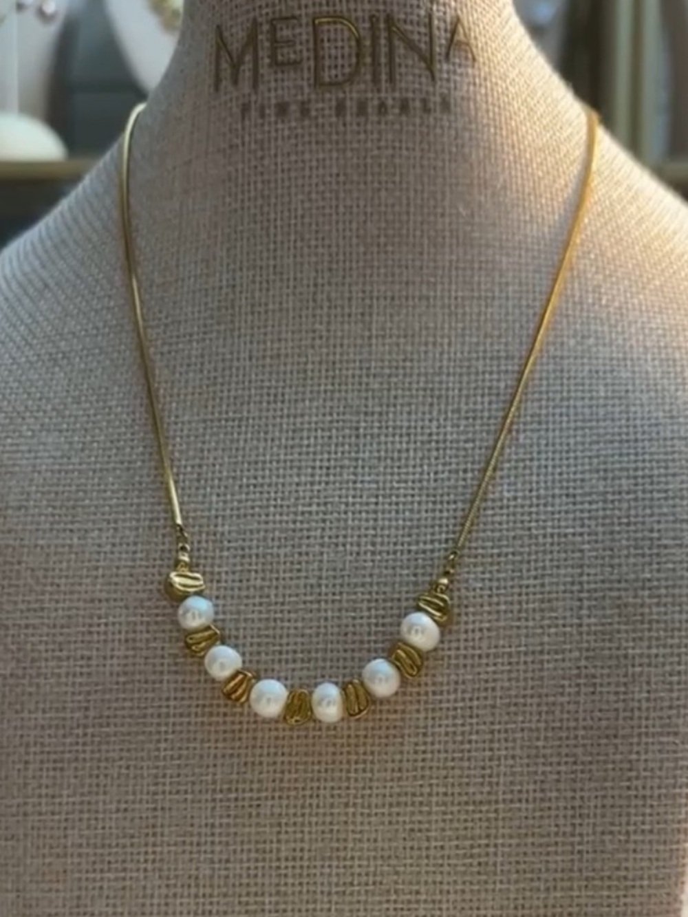 New Medina fine pearls genuine White fresh water Pearl and gold plated Necklace